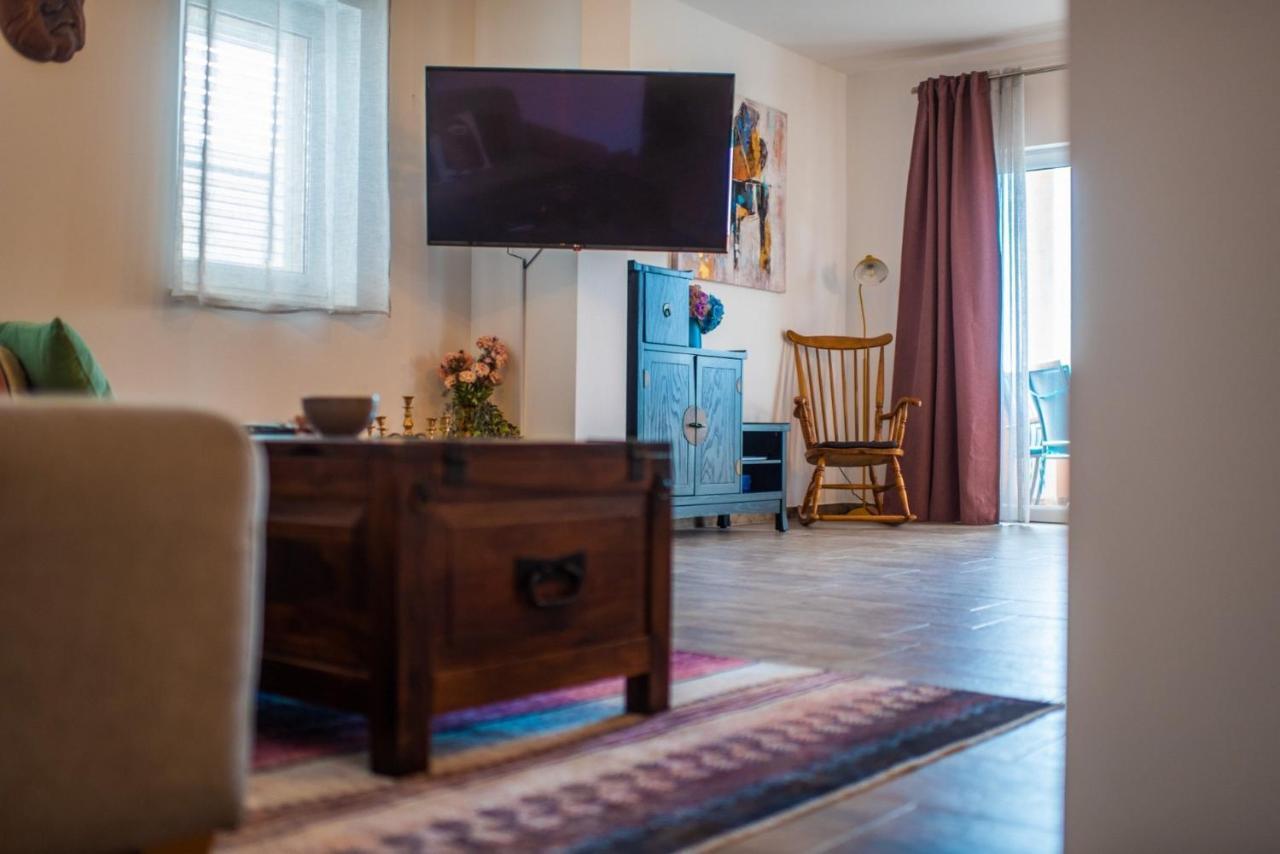 Apartman Paula Kaštela Exterior foto